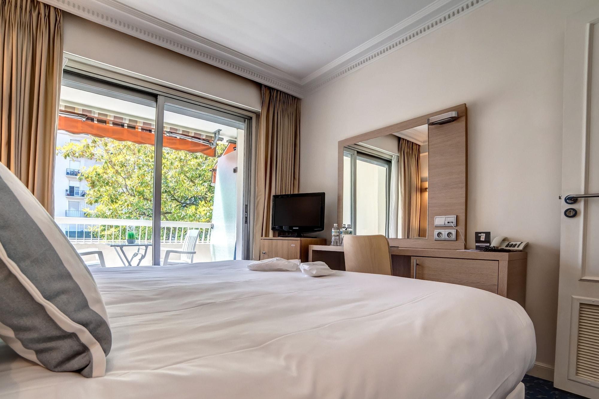 Hotel Victoria Кан Екстериор снимка